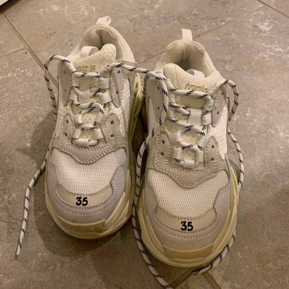 Sneakers
